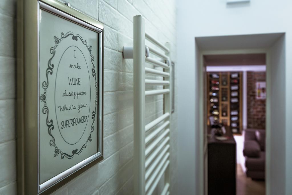 Vinodorum Apartments คลูจ-นาโปกา ภายนอก รูปภาพ